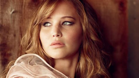 jennifer lawrence porn leak|Jennifer Lawrence Reveals How 2014 Nude Photo Leak Still。